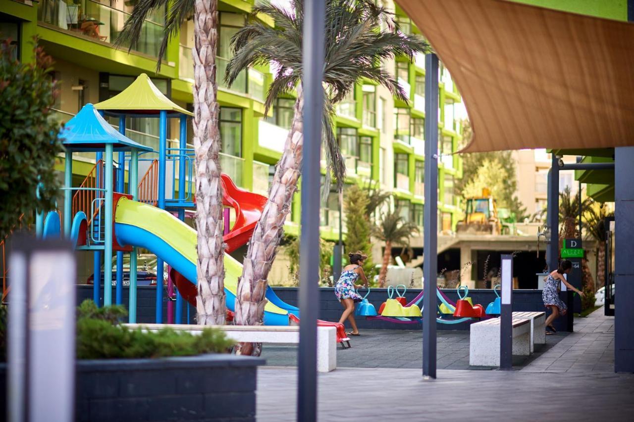 Dava Aparthotel Pool & Spa Mamaia Nord Năvodari Exteriér fotografie